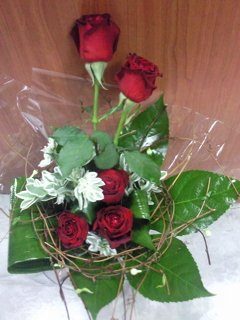 זר 14 - פרחי ספיר