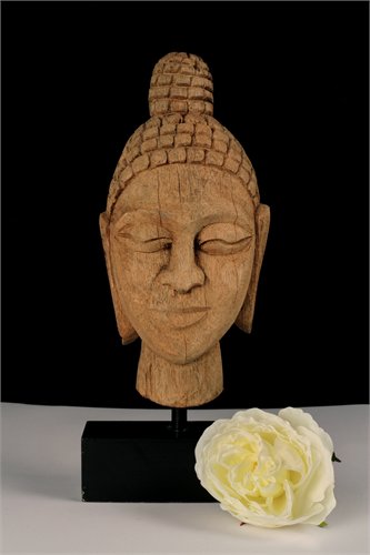 ראש בוהדה גילוף בעץ - פרחי יערה