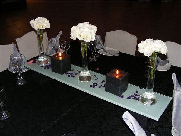 מרכז שולחן - אלגנטיות - פרחי דליה