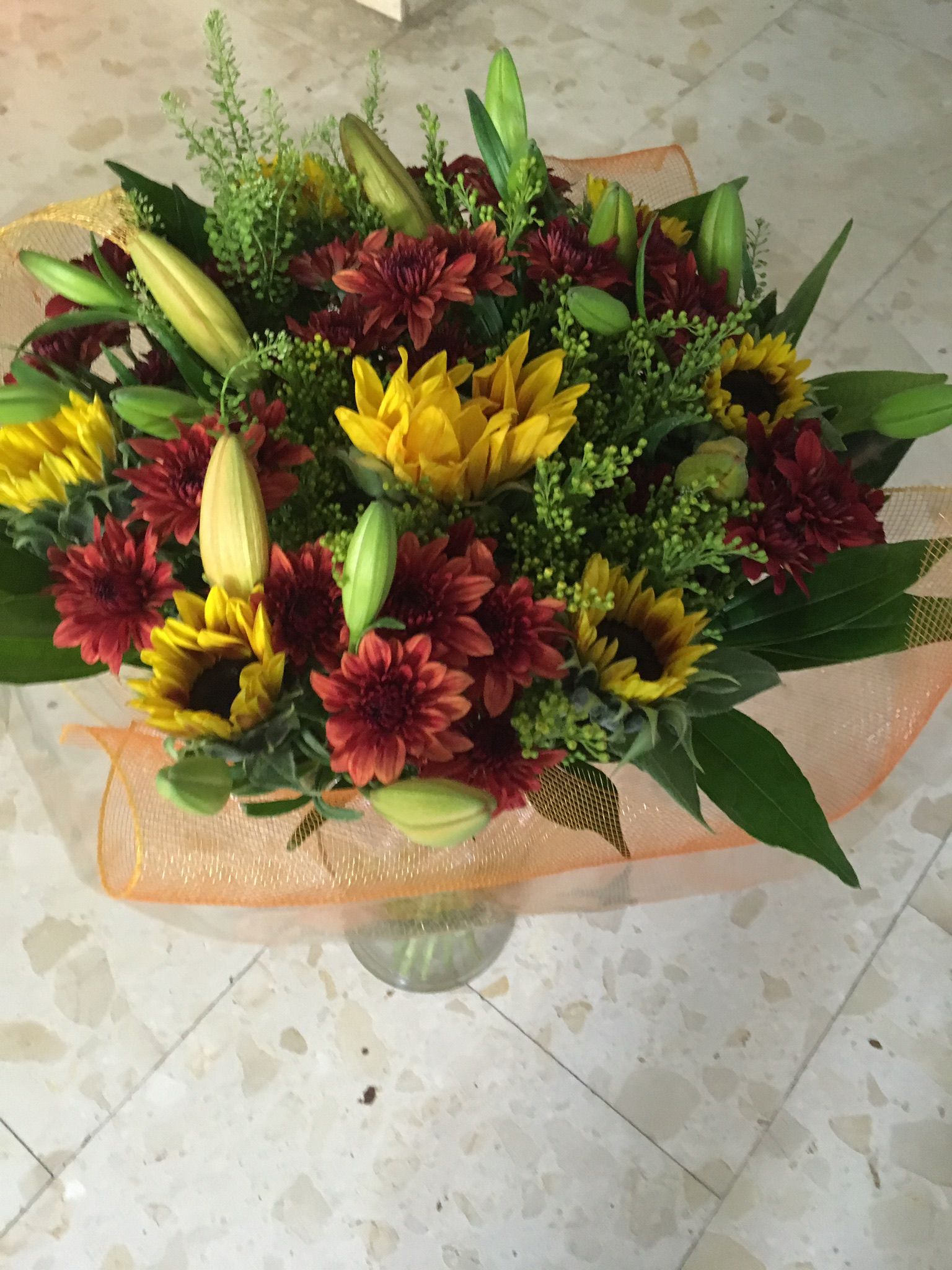 זר 29 - פרח וסימפטיה - זכרון יעקב