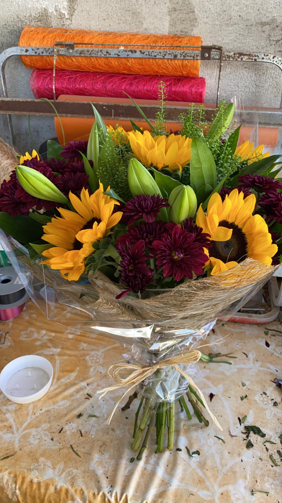 זר 41 - פרח וסימפטיה - זכרון יעקב