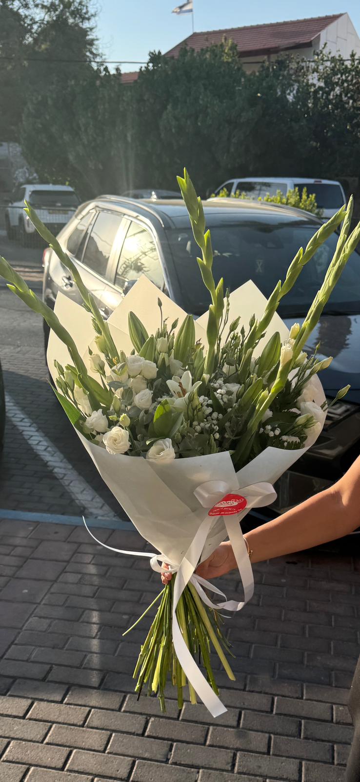 זר מאיר - פרח באהבה - אילת זר מאיר - פרח באהבה - אילת